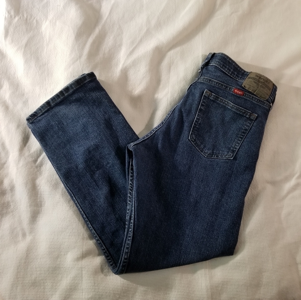 Wrangler Relaxed Flex  Boot Cut Jeans BB1